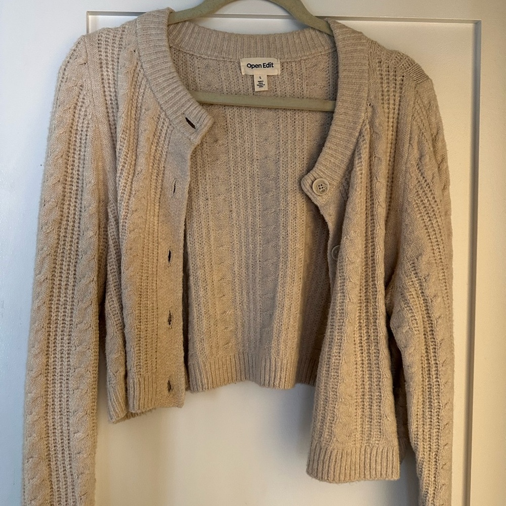 Cream Cardigan Sweater with Chunky Ribbed Knit